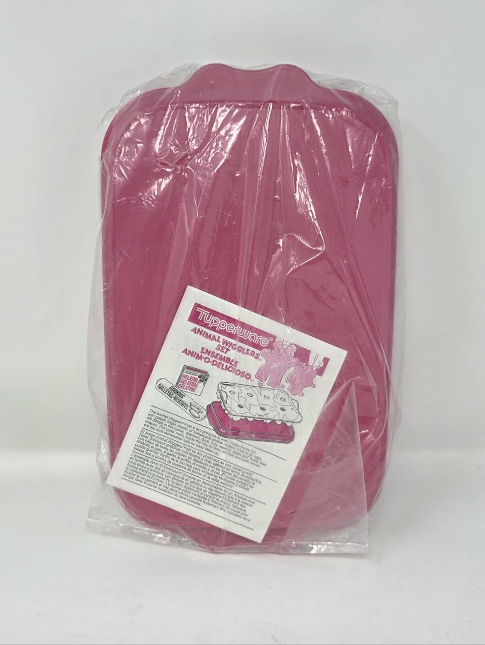 Vintage Tupperware Animal Wigglers Set Pink White Cookie Cutter Jello Mold NEW